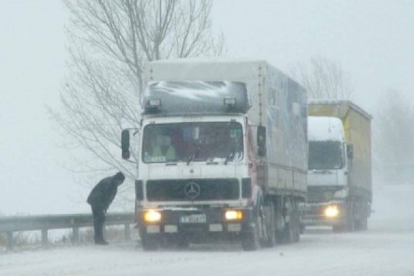 Bulgaria a închis total frontiera cu România, din cauza iernii cumplite